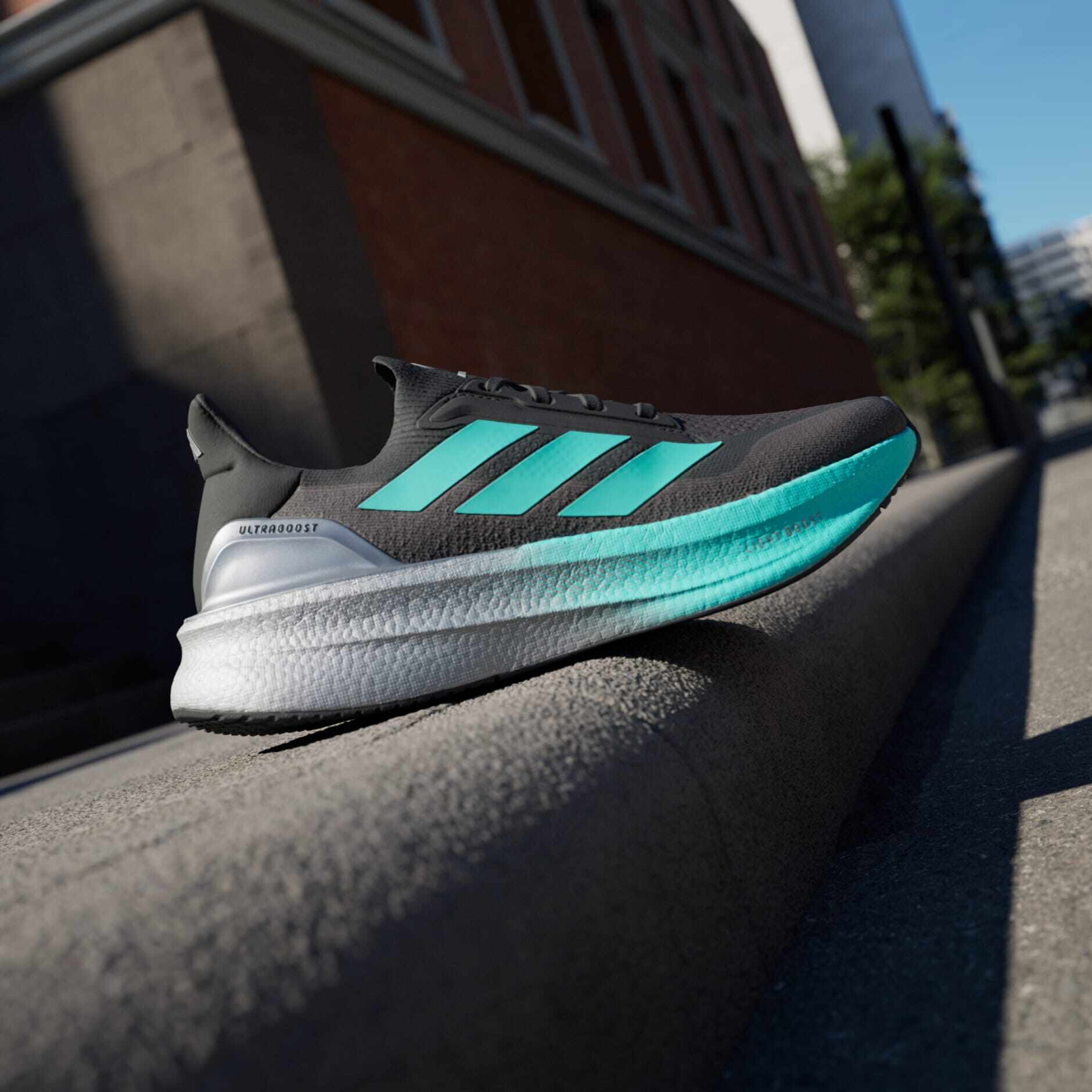 阿迪达斯Adidas Ultraboost梅赛德斯AMG一级方程式联名男女跑步鞋