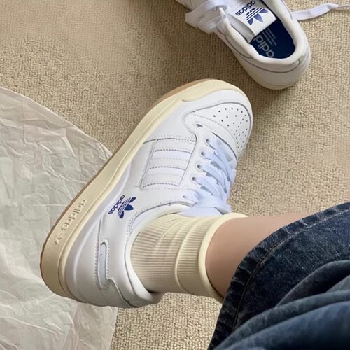 Adidas阿迪达斯情侣白蓝运动板鞋