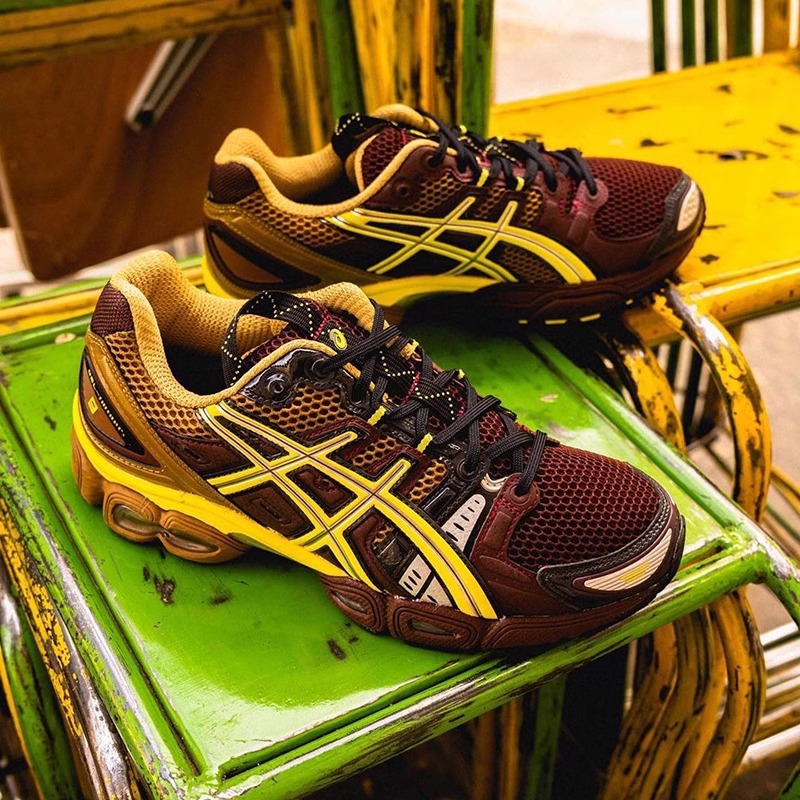 Asics亚瑟士设计师款跑步鞋男款