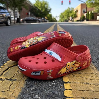 汽车总动员Crocs卡骆驰洞洞凉鞋