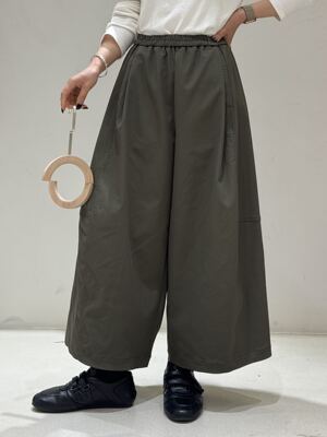 2026年春季新款简约舒适百搭松紧腰九分阔腿休闲裤女