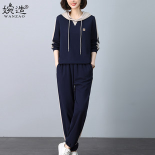 洋派2026超火爆款女一整套卫衣妈妈春秋穿时尚新款搭减龄套装中年