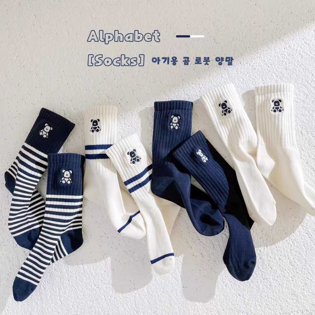 米若克2024秋冬儿童棉袜子中大童短袜精梳棉运动袜春秋男童女童