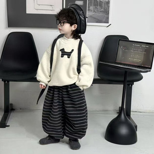 韩版裤子卫衣冬季三件套新款三件套儿童加绒2025洋气宝宝帽子加厚