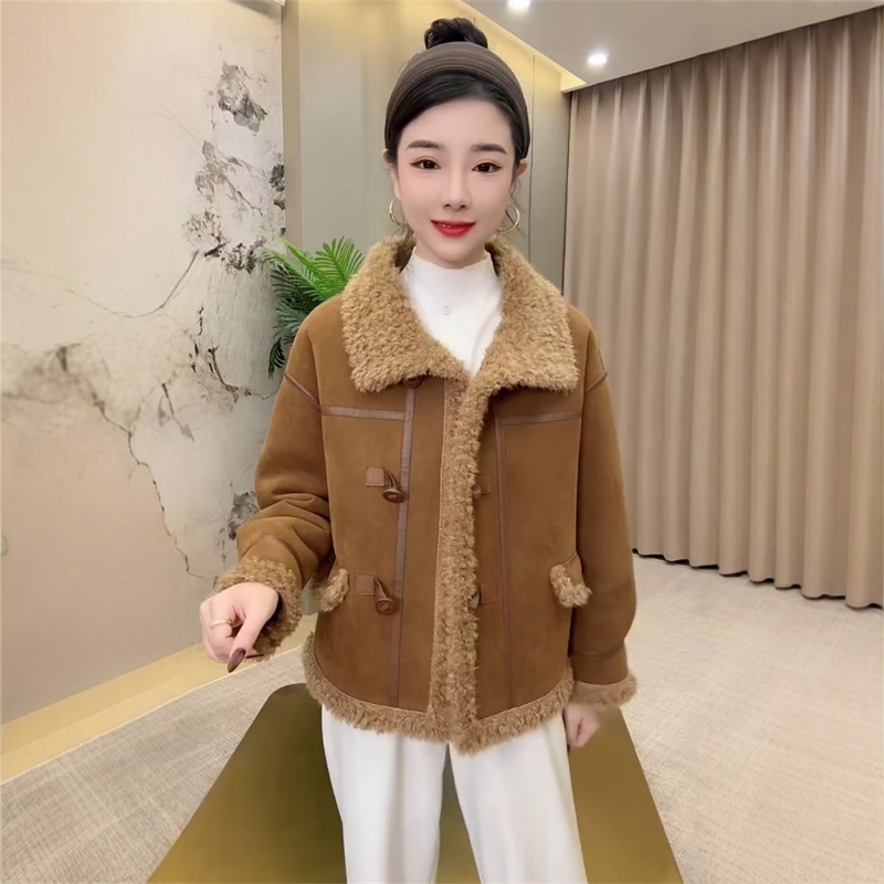 冬季新款加厚保暖短外套女宽松遮肚显瘦时尚气质减龄皮毛一体上衣