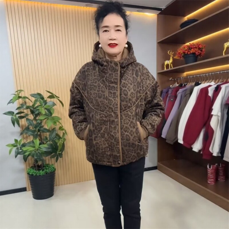 中老年女士豹纹二棉服宽松遮肚拉链连帽抽绳保暖外套2026秋冬新款