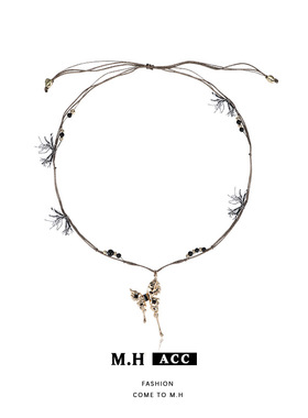 暗黑甜酷风蝴蝶吊坠项链女轻奢小众高级感原创设计秋冬长款毛衣链