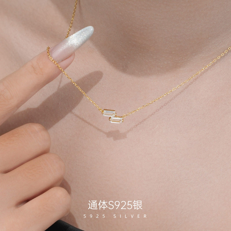 精品S925银极简风平行线方形锆石项链女镀18K金百搭经典锁骨链