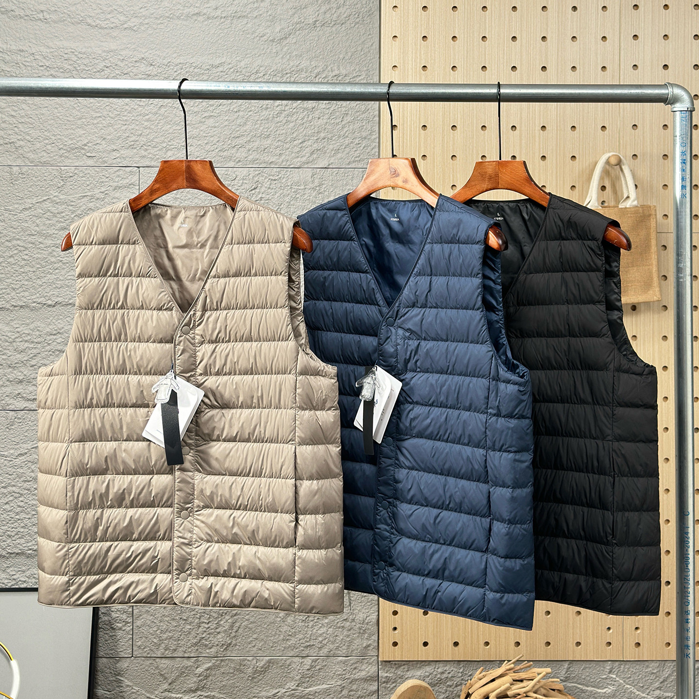 90鸭绒+轻盈保暖！冬季高蓬松男士时尚休闲V领羽绒马甲背心外套潮,男装,羽绒马甲,淘宝优惠券,粉丝福利购,淘宝优惠卷