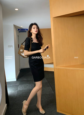 Garbociaga龙喜儿 赫本风 锁骨方领设计感小众小黑裙连衣裙 4172