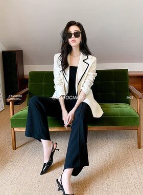 半身裙黑白撞色外套龙喜儿