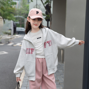 女童外套春秋款2026新款洋气儿童秋装上衣秋季中大童连帽卫衣超酷