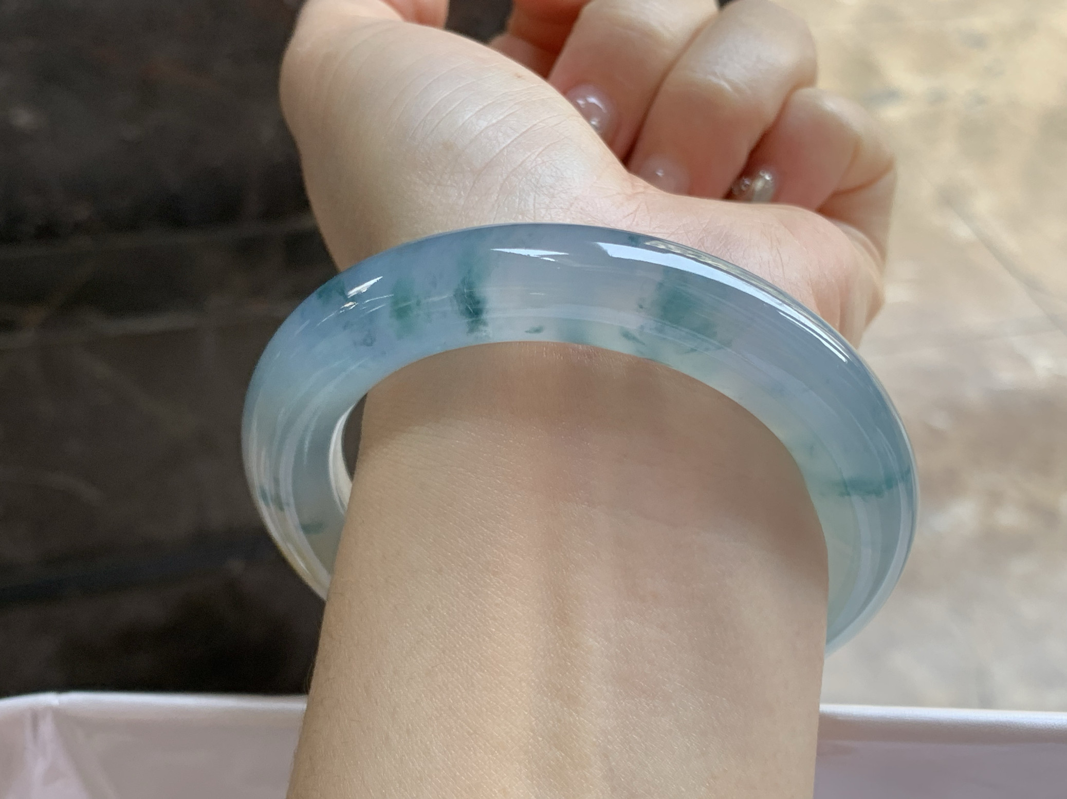 天然翡翠手镯冰种飘花玉镯 尺寸55 种老肉细～起胶的料子