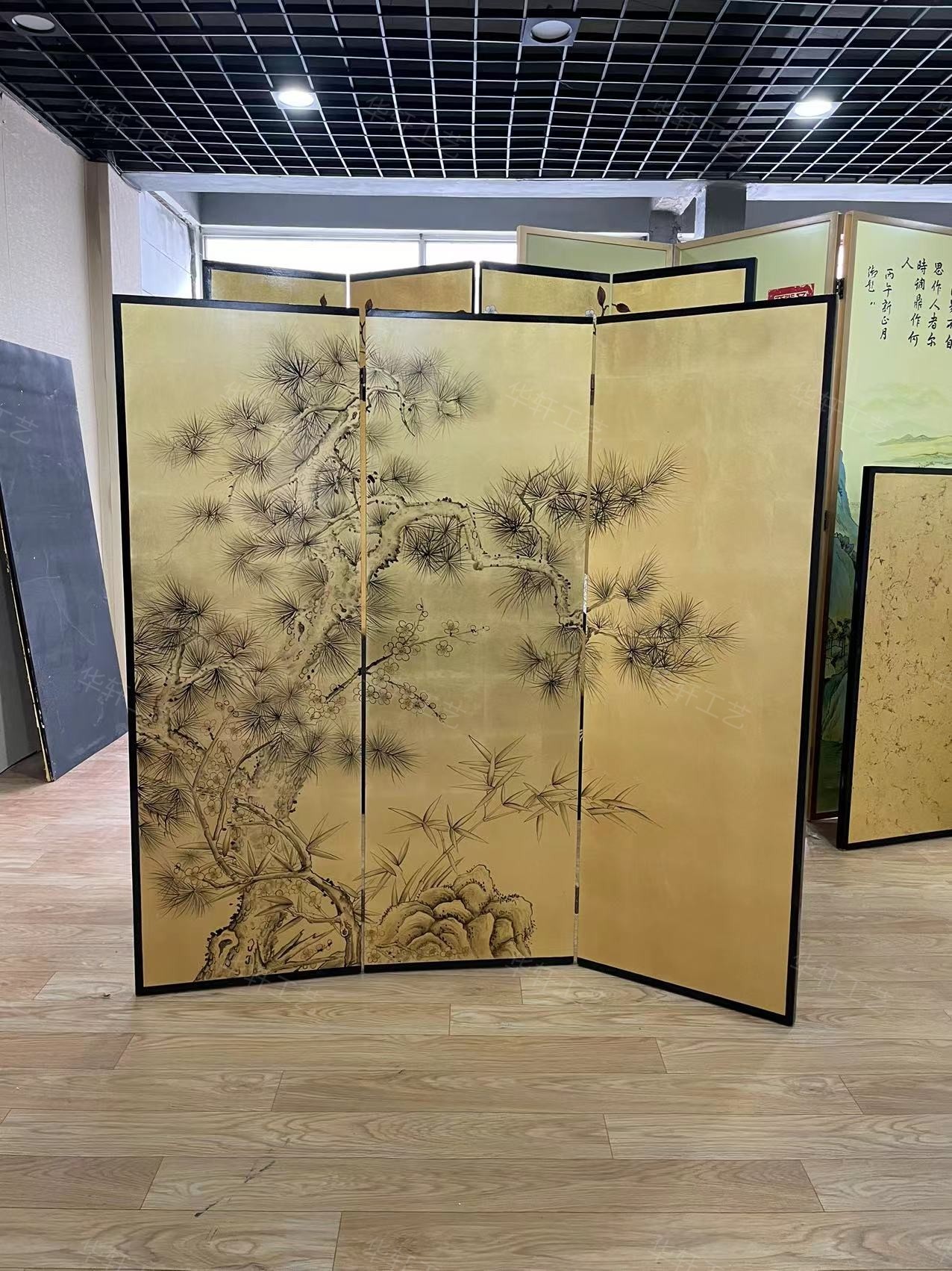 新中式折屏手绘金箔中古屏风手绘漆画松树茶室客厅移动背景墙禅意