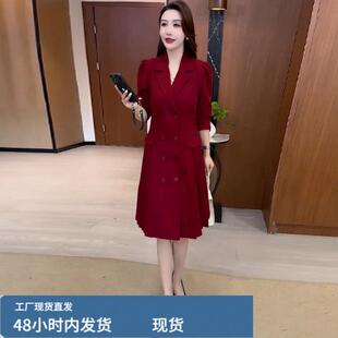 香港代购妈妈连衣裙女秋季新款气质收腰显瘦西服裙中长款百褶裙子