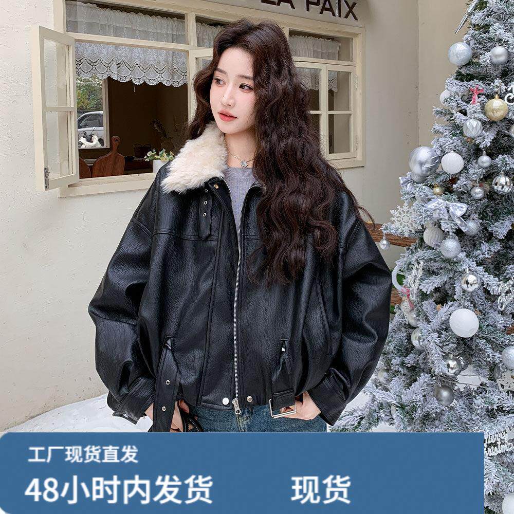 黑色羊羔毛拼接皮衣羽绒服女冬超火好看高级小众保暖加厚机车外套