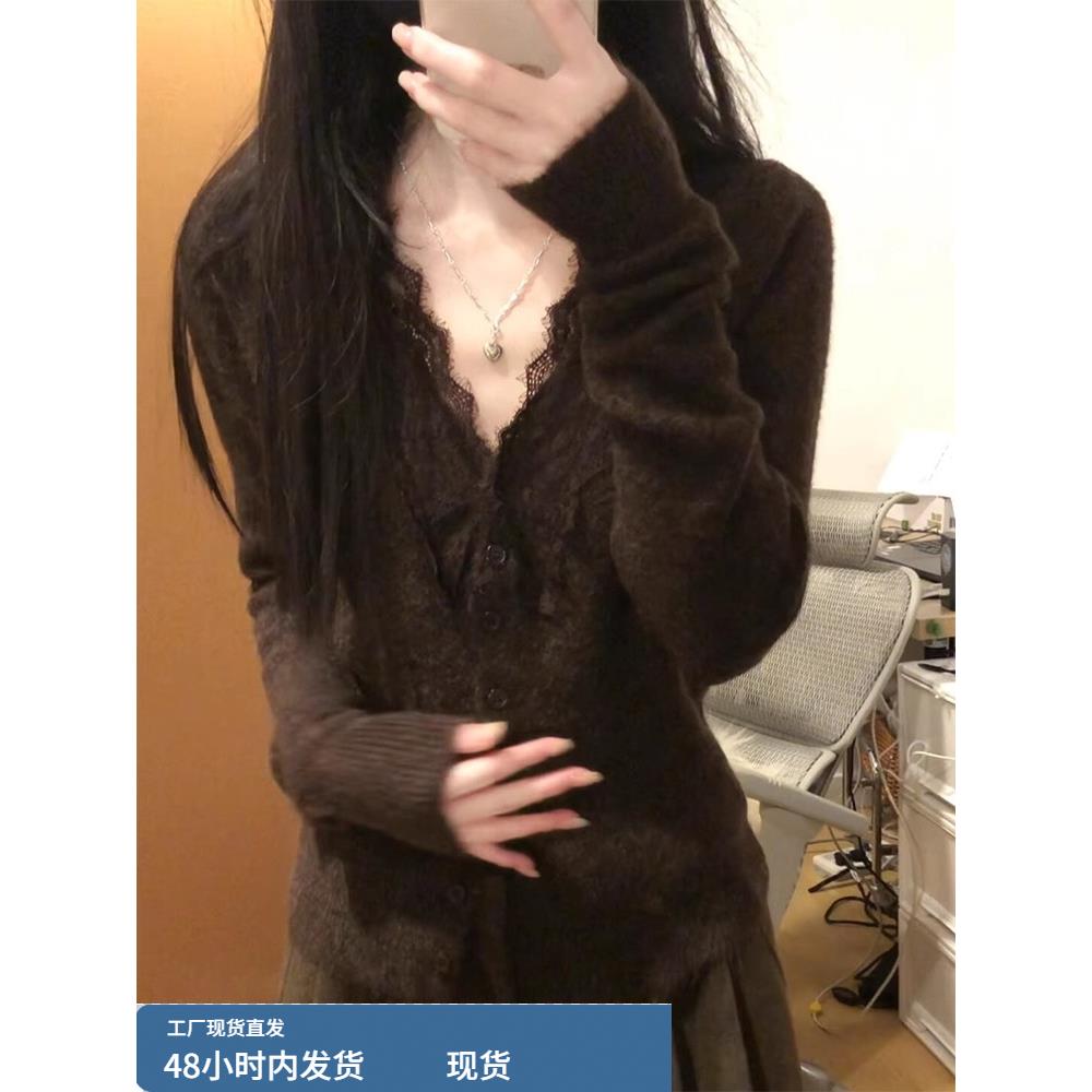 法式气质蕾丝v领针织打底衫女秋冬高级感超好看内搭收腰显瘦上衣