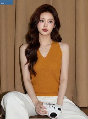 橙色无袖挂脖吊带背心女夏多巴胺泰式独特绝美明媚海边外穿小上衣