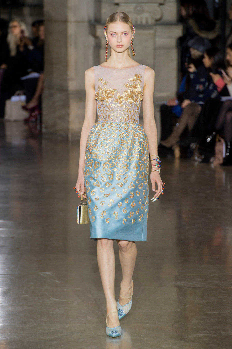 15年老店 georges hobeika 蓝色短款小礼服金色祥云刺绣结婚敬酒
