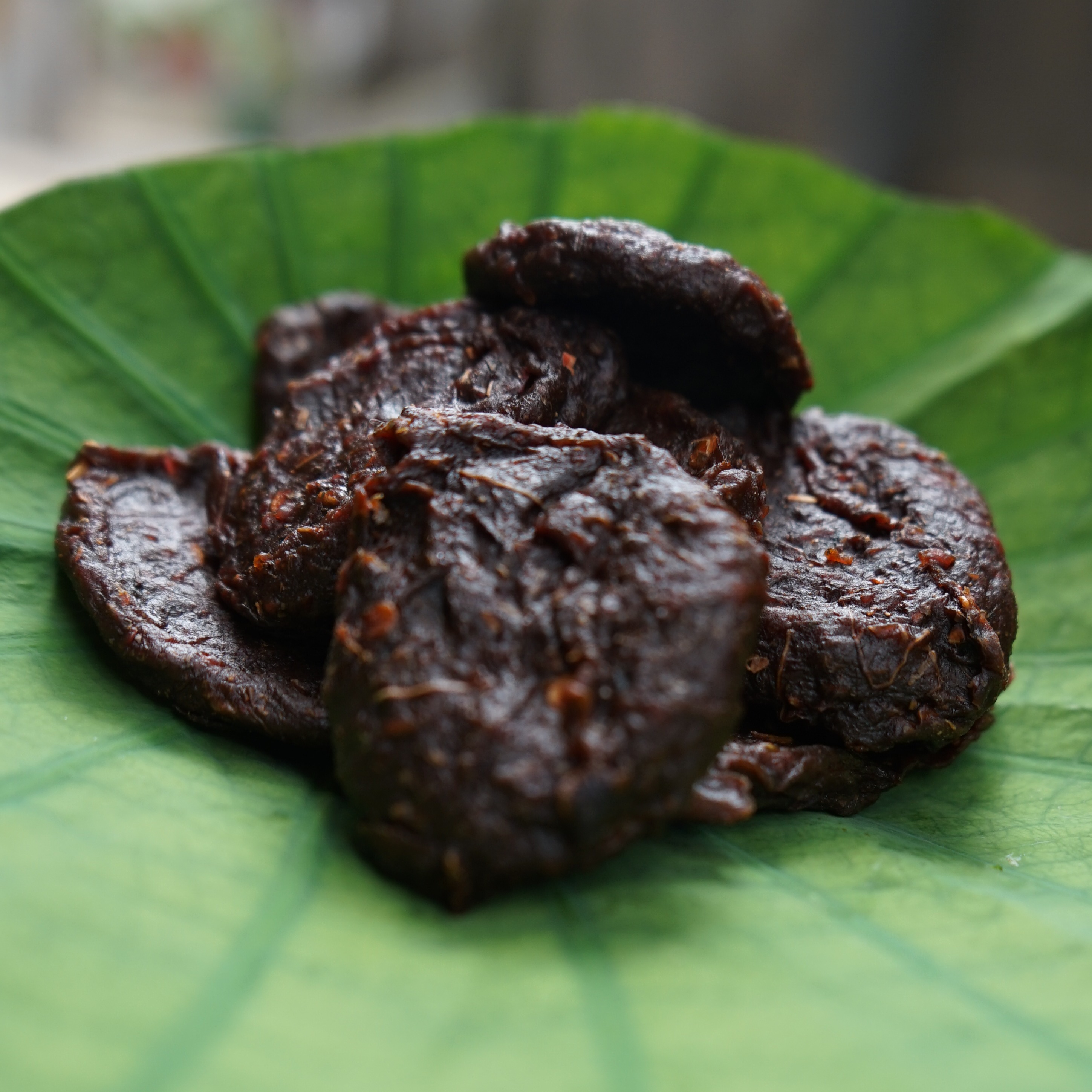 全手工农家自制野紫苏辣椒酸枣饼粑粑糕片湖南湘潭特产桃子皮干