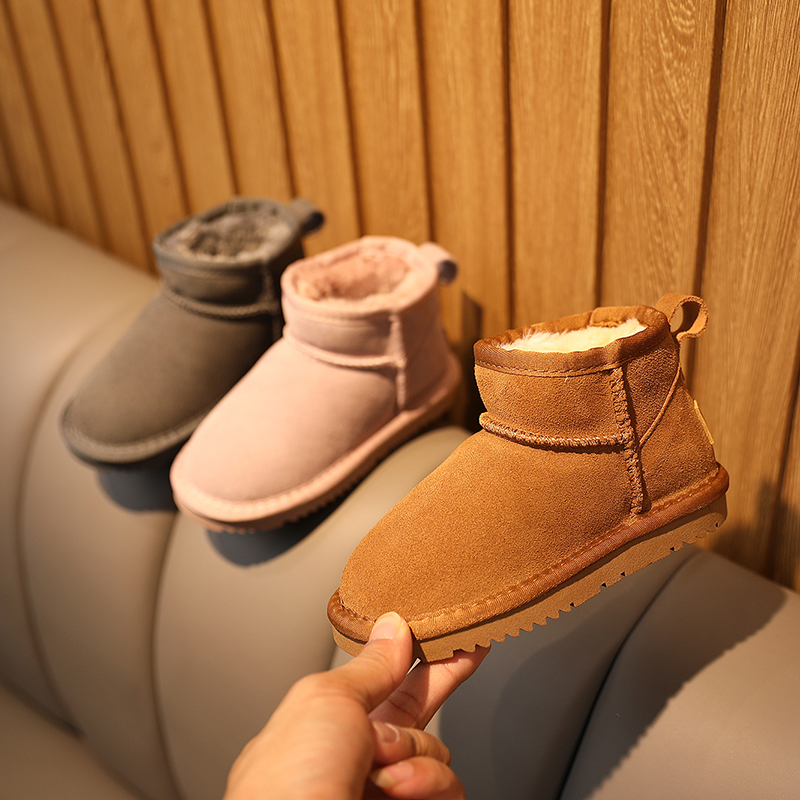 冬季周冬雨同款短靴儿童雪地靴