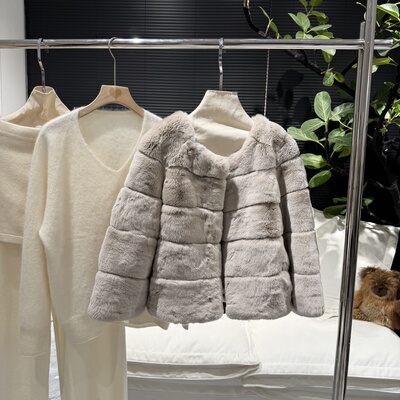 「绒绒奶兔」双版本矜贵少女氛