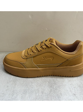 贵人鸟2025冬季新款男子板鞋全皮面大麦色轻质软底休闲E255649