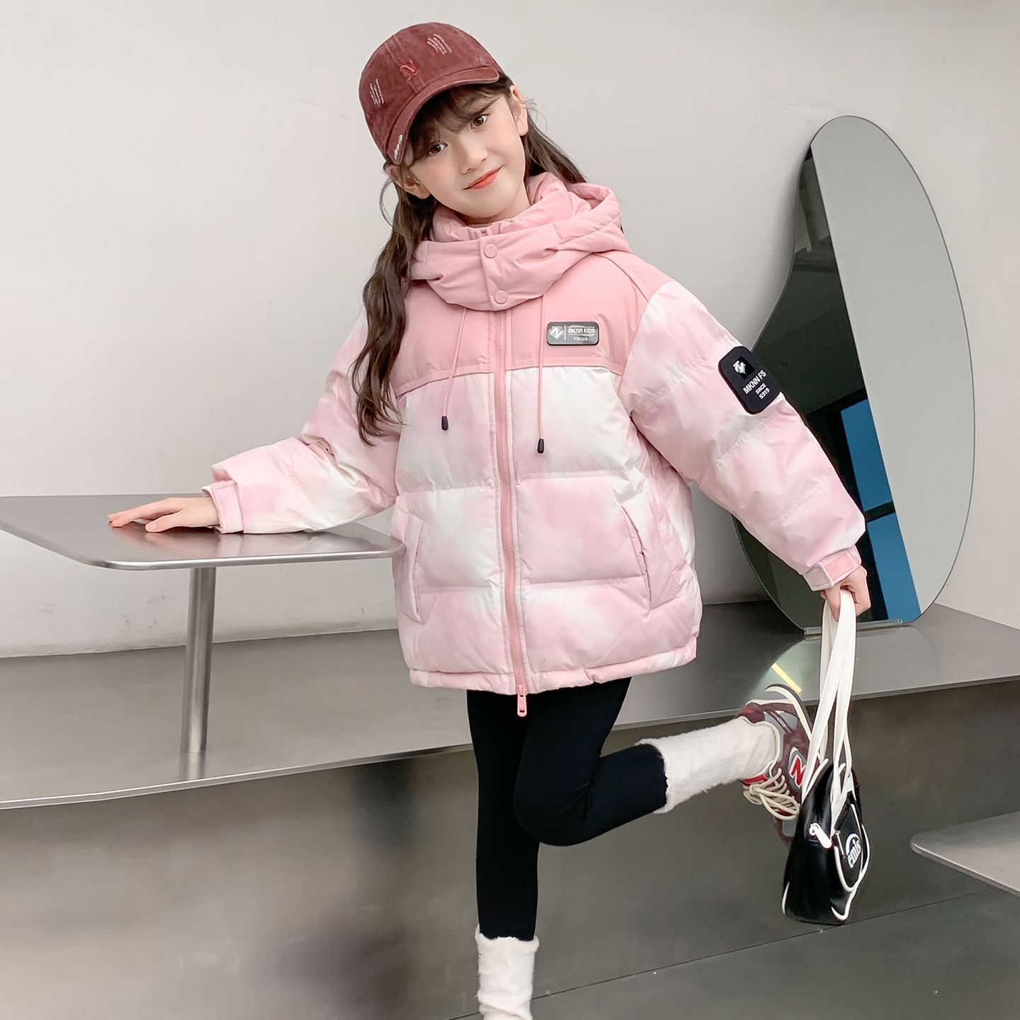 正品亲子女童冬季洋气加厚羽绒服