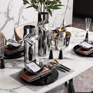 现代轻奢样板房装饰西餐盘摆台软装西餐具餐桌装饰品套装摆件摆设