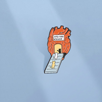 搞怪心脏猫咪胸针 趣味文字“只允许猫咪进入 珐琅徽章 创意礼物