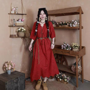 2025波西米亚镂空刺绣长裙云南新疆旅游拍照度假民族风腰带连衣裙