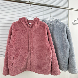 包邮 剪R慵懒好看又减龄谁不爱啊!秋冬仿毛绒保暖宽松连帽外套女