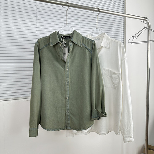 八*yue家 做旧水洗颜色特别吧！ins韩系休闲风个性穿搭牛仔衬衫