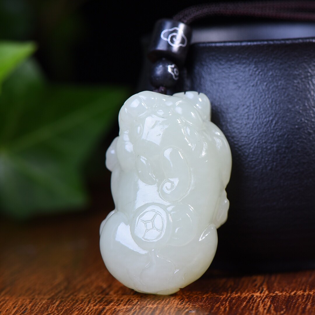 新疆和田玉羊脂玉白玉青白玉招财项坠/吊坠