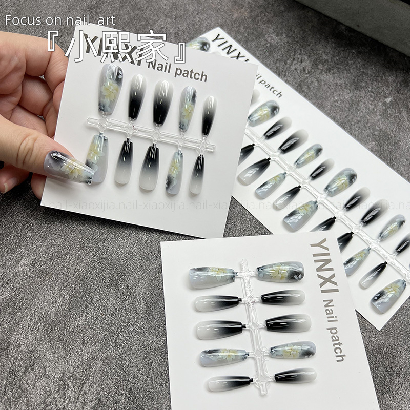精致渐变国风水墨花朵预制穿戴甲