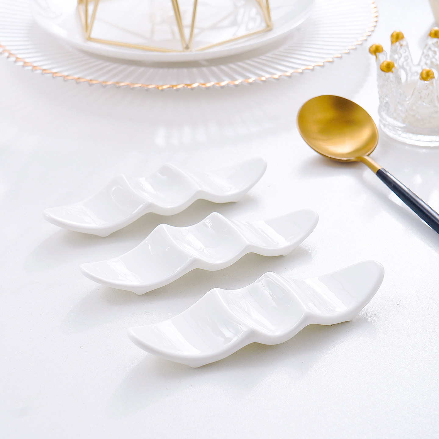 创意骨瓷大牛角筷架勺子托商用