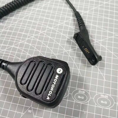 适用摩托罗拉对讲机XIRP8268 P8600 P8668i GP328D+话咪NNTN8382B