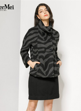 玫而美品牌专柜时尚气质黑灰水波纹短大衣秋冬外套上衣MDDN77300