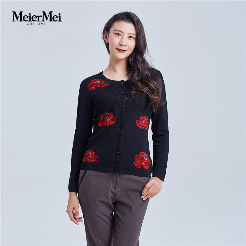 玫而美品牌舒适精致专柜长袖上衣