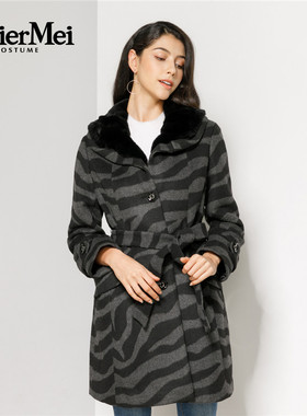 玫而美品牌专柜时尚气质流线花纹毛领毛呢外套秋冬大衣MDDM77300