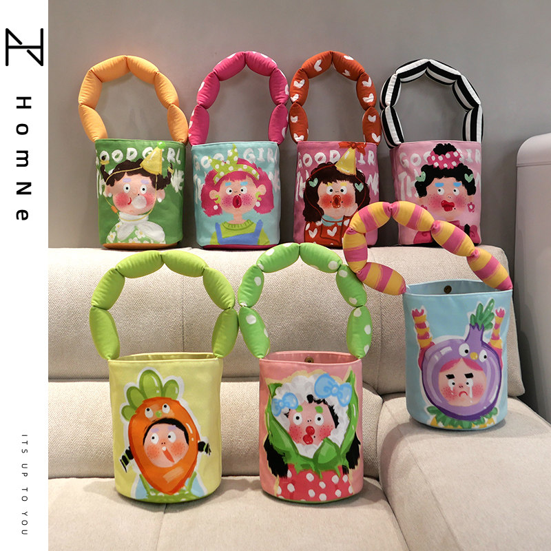 弘娜插画师合作款水桶包