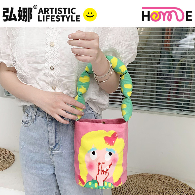 弘娜插画师合作款水桶包