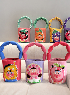 弘娜×仟精灵 插画师联名 可爱水果多巴胺充棉肩带单肩手提水桶包