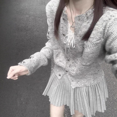 高级设计感小香风针织毛衣女秋季新款时尚减龄长袖开衫上衣潮