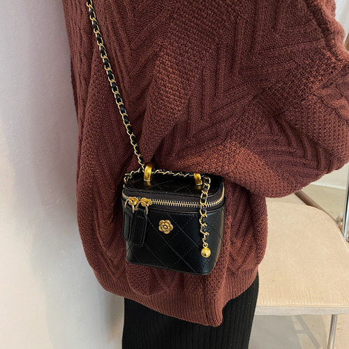 高级感时尚链条盒子包迷你斜挎包