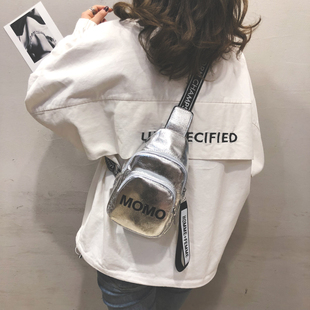 高级感小包包2025新款潮时尚网红休闲斜挎包百搭ins小胸包女爆款