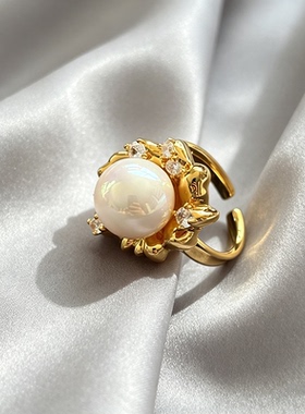 复古轻奢金色花边彩光珍珠戒指