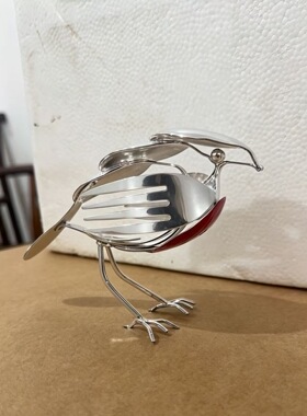 跨境便携式热销新Scrap Metal Art Sculpture知更鸟金属艺术雕塑