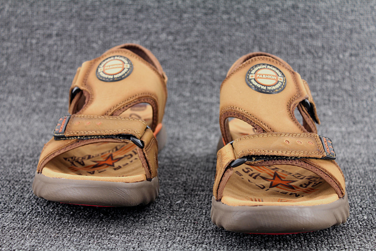 策乐真皮凉鞋男款夏季外穿开车运动休闲防滑防臭软底耐磨沙滩凉鞋