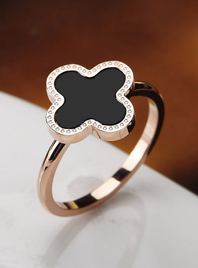 四叶草戒指女网红钛钢镀18k玫瑰金彩金幸运草简约黑色玛瑙戒子